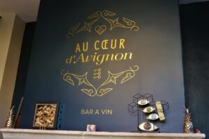 bar à vins d'Avignon, au cœur d'Avignon